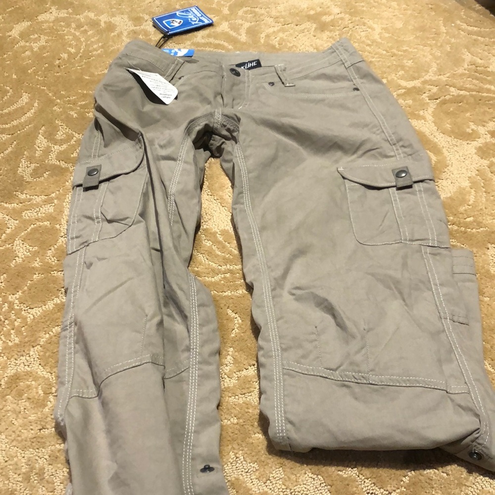 Kuhl splash roll up pant in green khaki